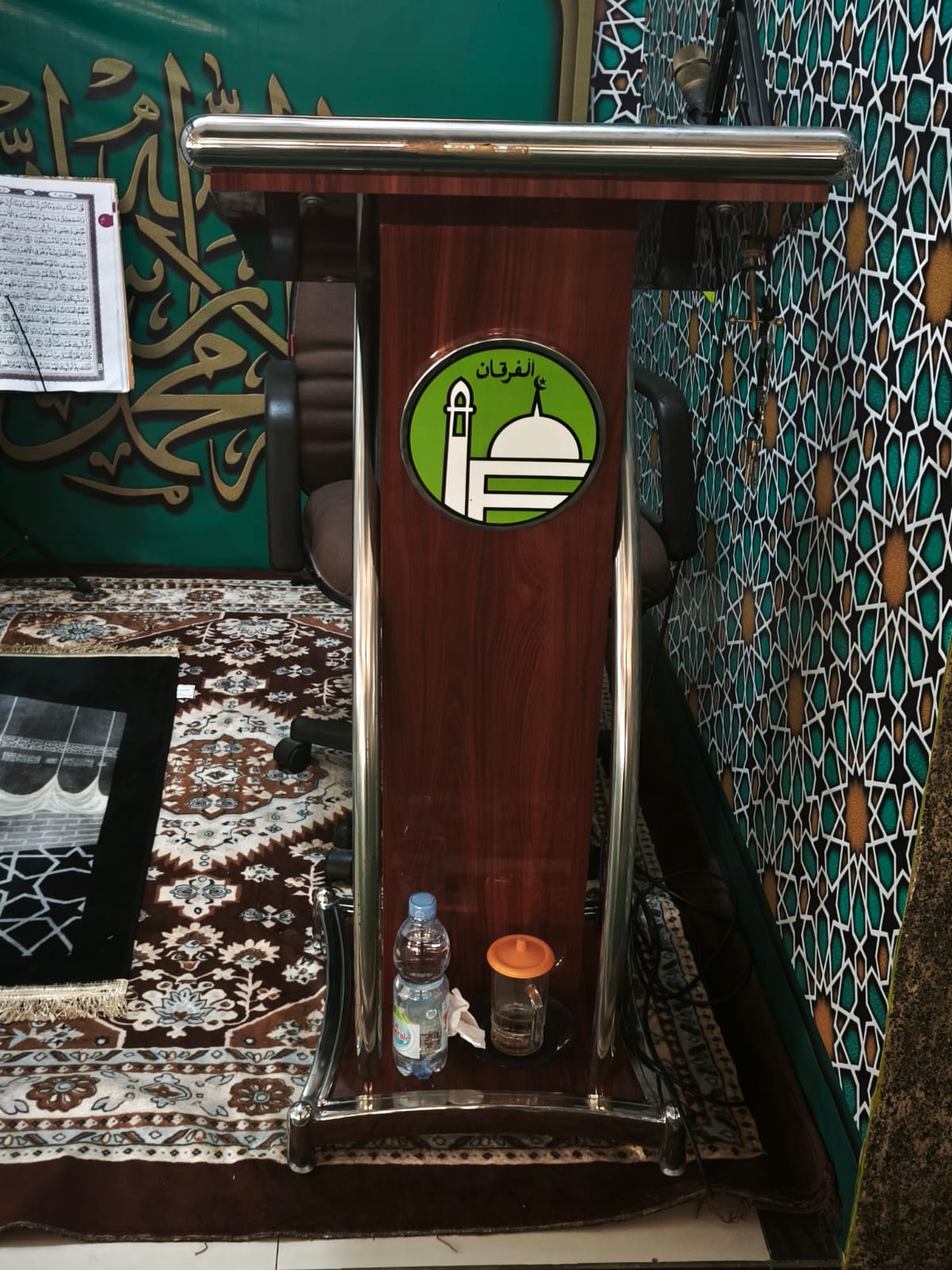 Mimbar Kayu